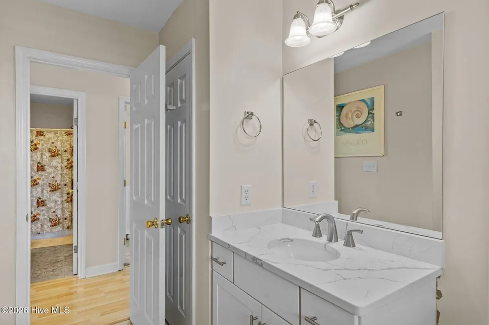 1907 Emerald Drive Emerald Isle, NC 28594