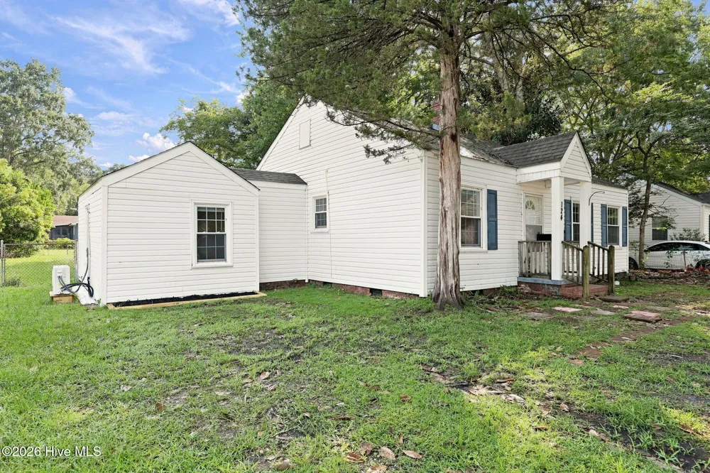 124 Sherwood Road Jacksonville, NC 28540