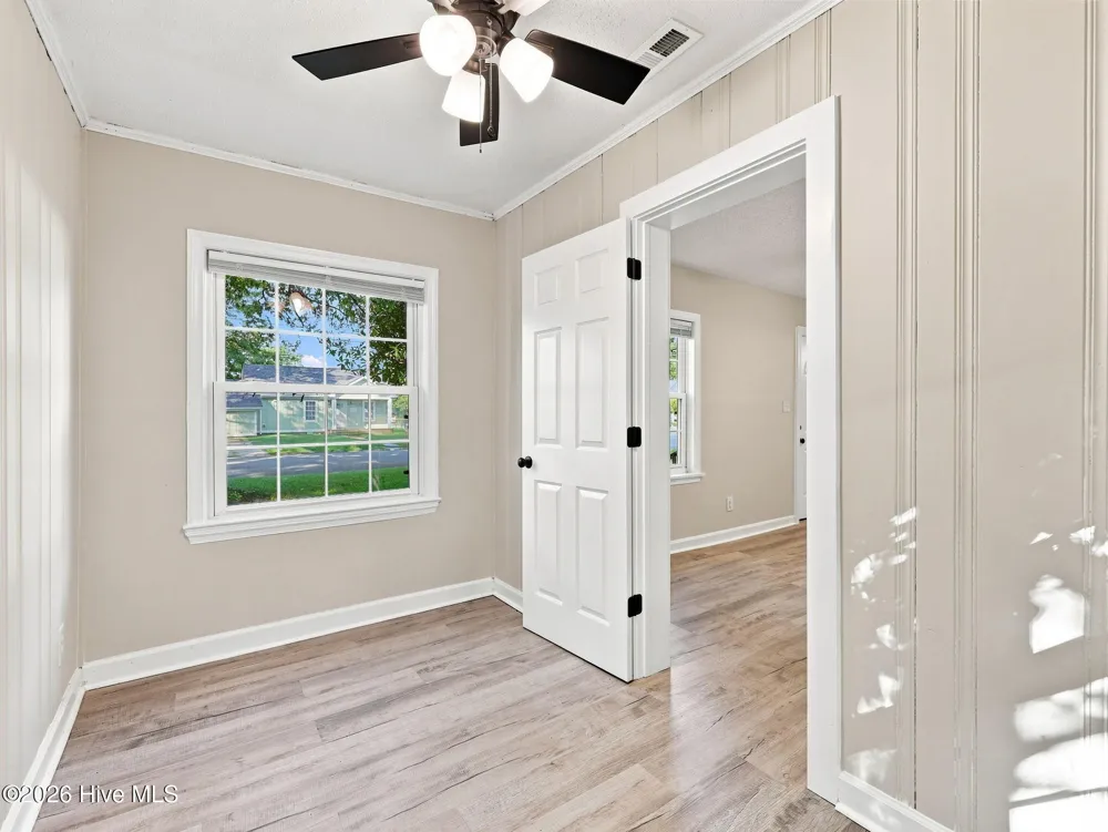 124 Sherwood Road Jacksonville, NC 28540