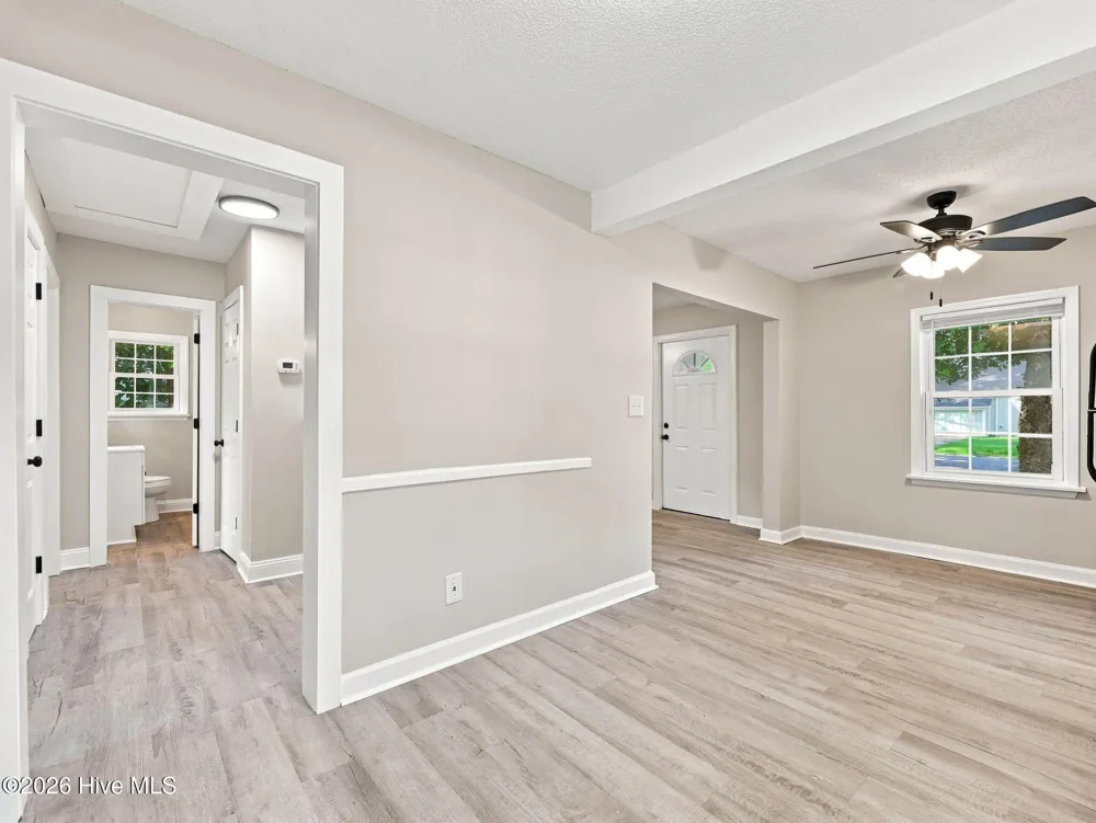 124 Sherwood Road Jacksonville, NC 28540