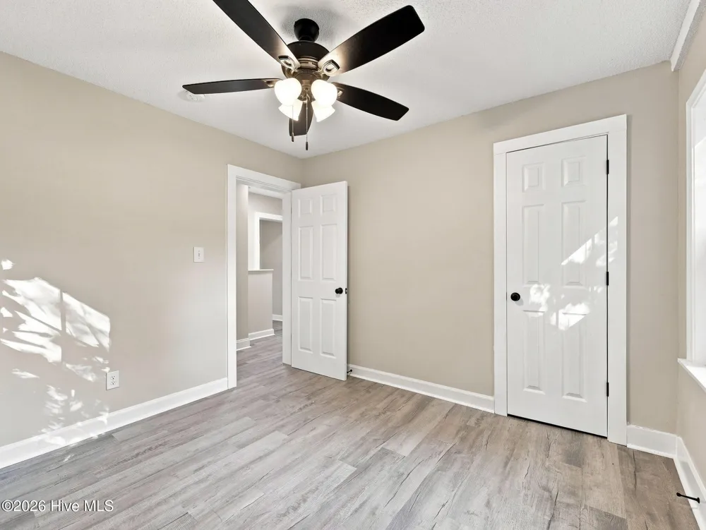 124 Sherwood Road Jacksonville, NC 28540