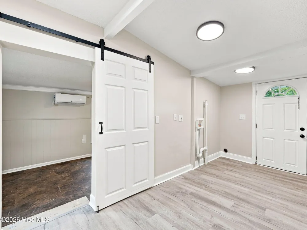 124 Sherwood Road Jacksonville, NC 28540