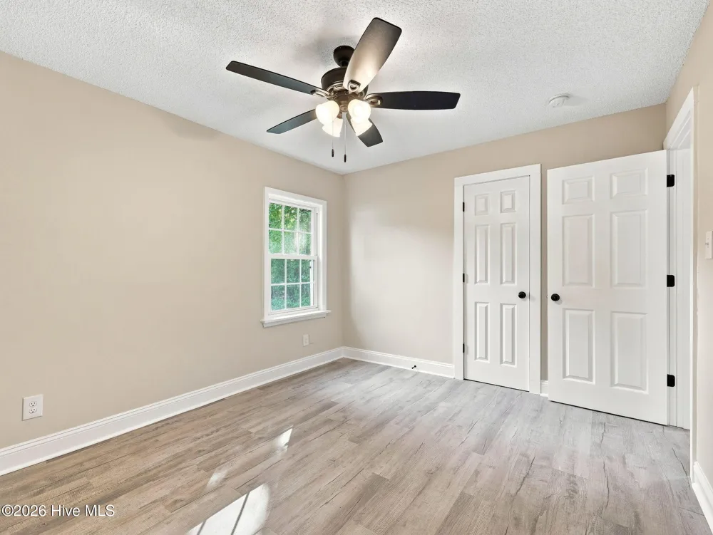124 Sherwood Road Jacksonville, NC 28540