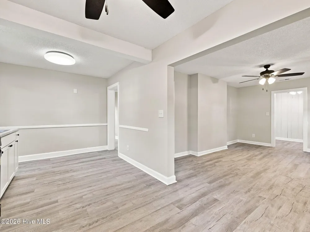 124 Sherwood Road Jacksonville, NC 28540