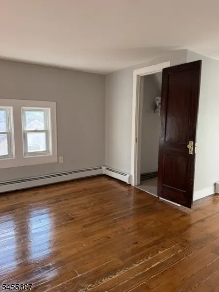 1007 W 8Th St Plainfield City, NJ 07063