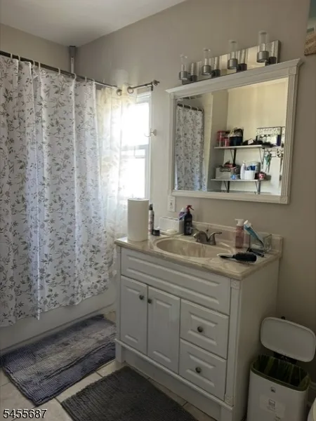 1007 W 8Th St Plainfield City, NJ 07063