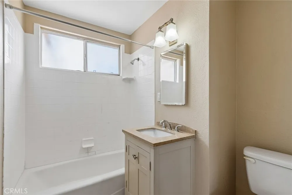 1165 6th Port Hueneme, CA 93041
