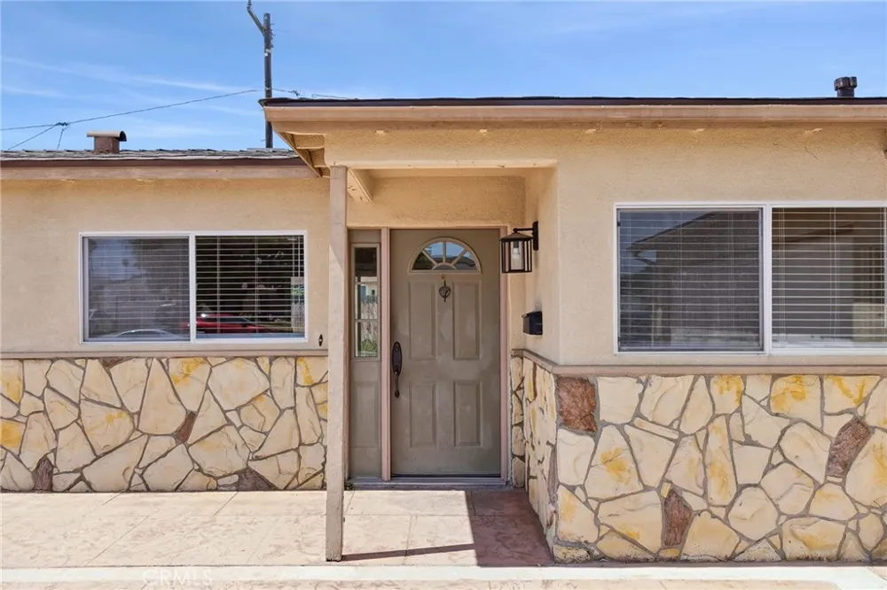 1165 6th Port Hueneme, CA 93041