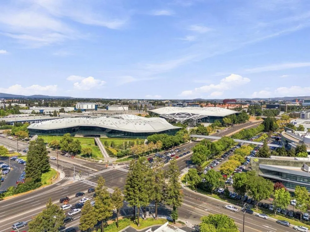 2983 Howell Avenue Santa Clara, CA 95051