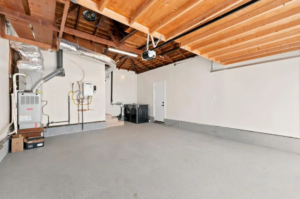 2983 Howell Avenue Santa Clara, CA 95051