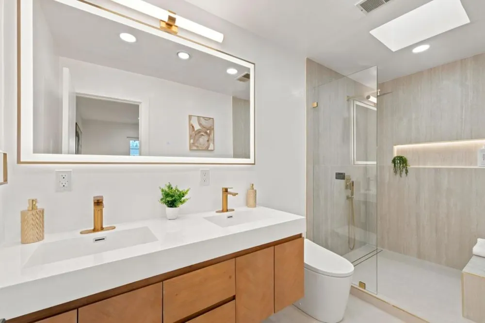 2983 Howell Avenue Santa Clara, CA 95051