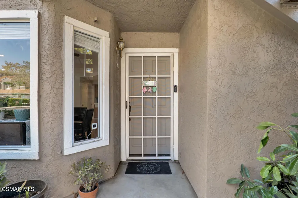 6059 Paseo Encantada Camarillo, CA 93012