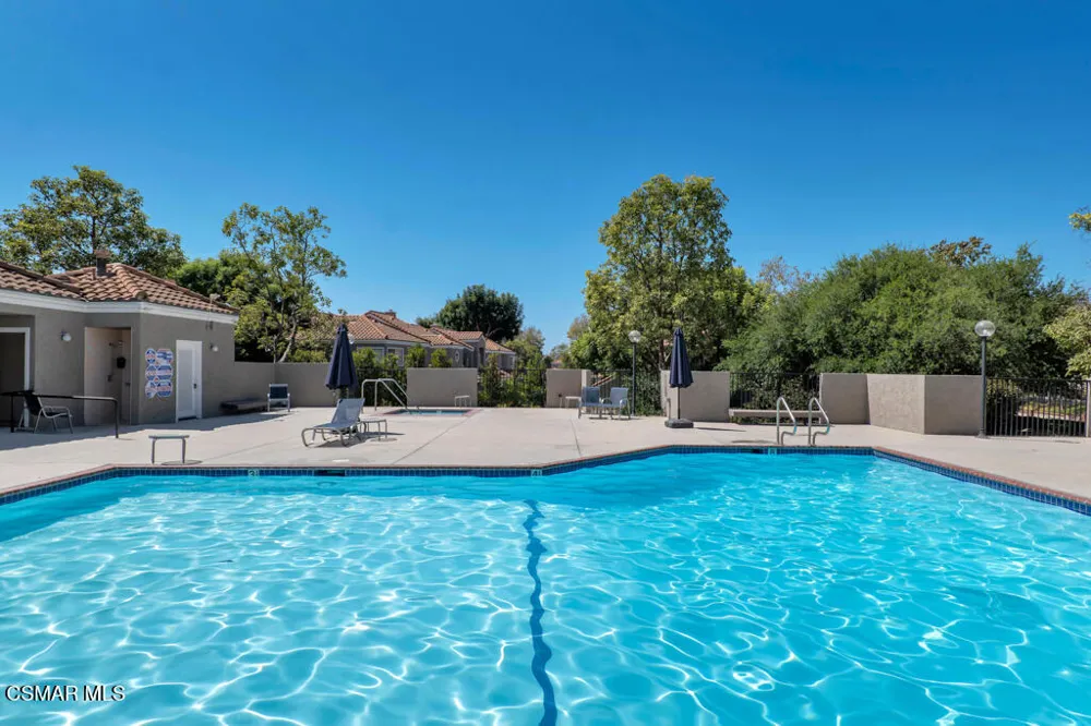 6059 Paseo Encantada Camarillo, CA 93012