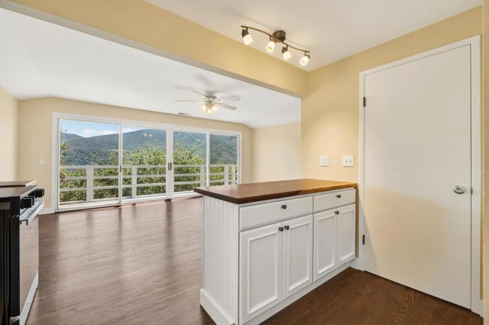 477 Laureles Grade Road Carmel Valley, CA 93924