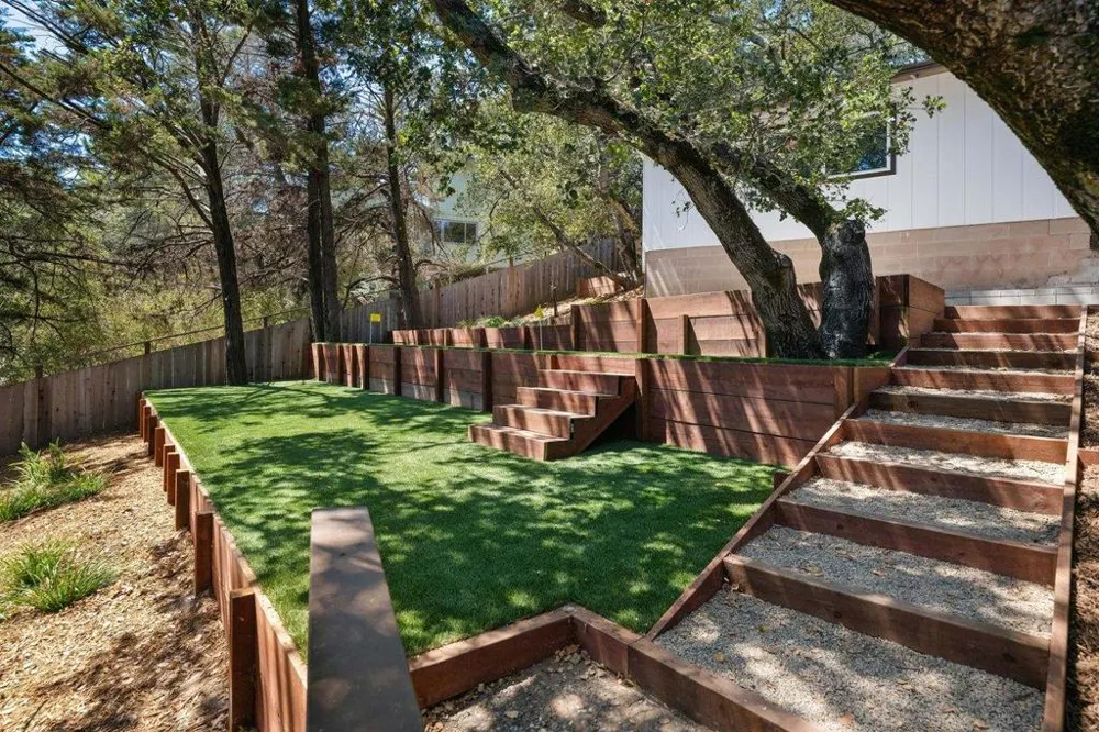 145 Dolton Avenue San Carlos, CA 94070