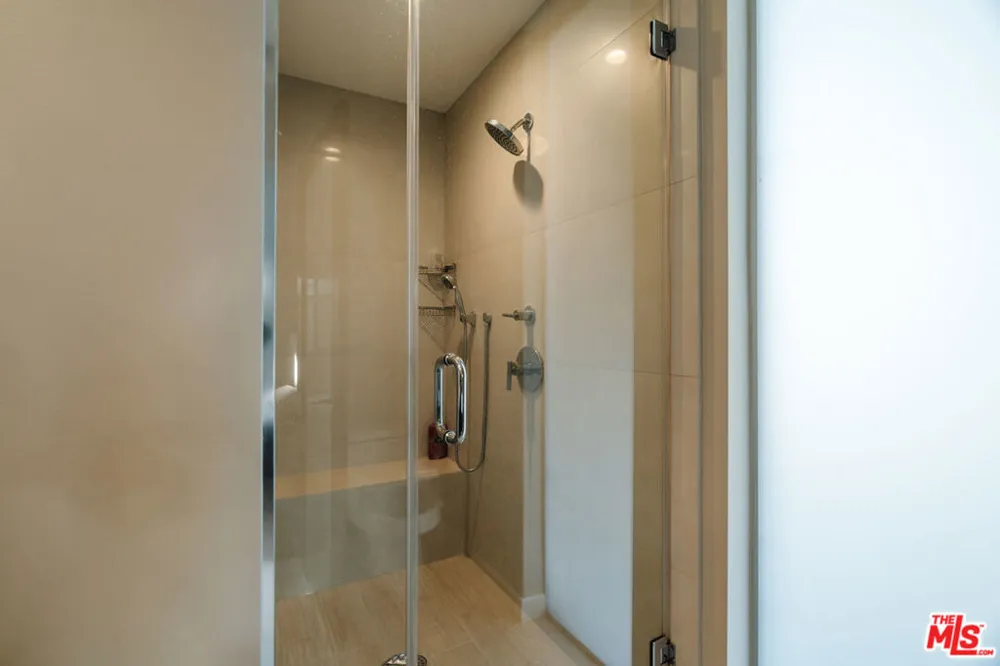 3423 Scadlock Lane Sherman Oaks, CA 91403