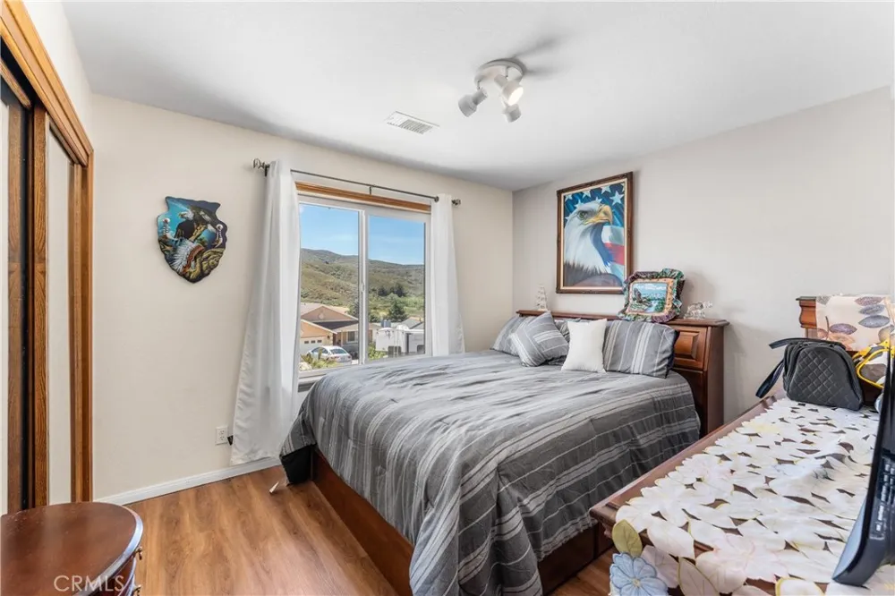 14733 Deer Bank Road Lake Hughes, CA 93532