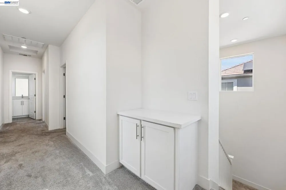 2107 Daimler St Lathrop, CA 95330