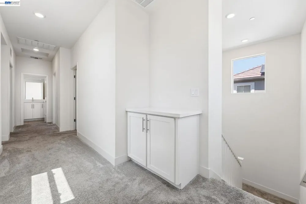 2107 Daimler St Lathrop, CA 95330