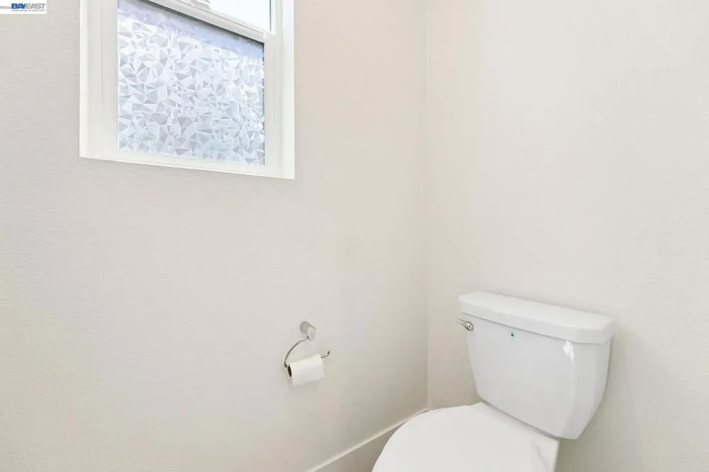 2107 Daimler St Lathrop, CA 95330