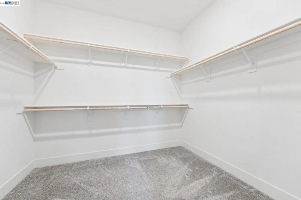 2107 Daimler St Lathrop, CA 95330