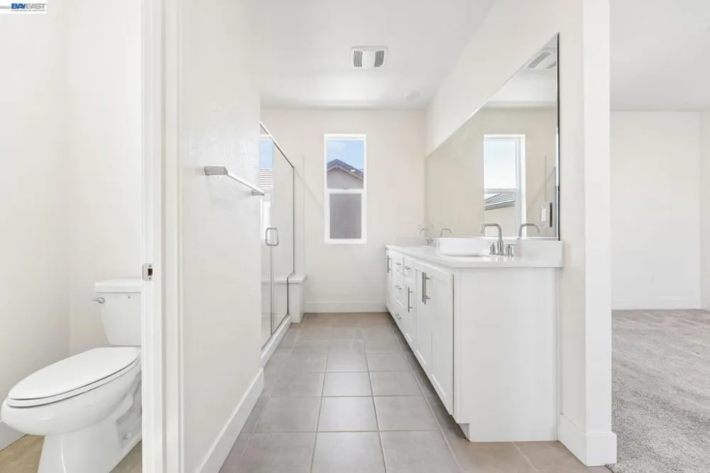 2107 Daimler St Lathrop, CA 95330