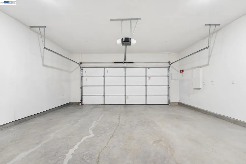 2107 Daimler St Lathrop, CA 95330