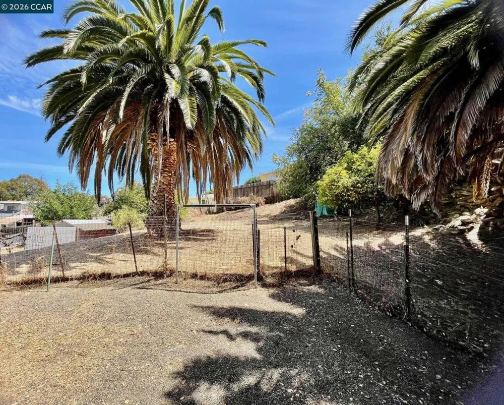 1119 Warren Ave Vallejo, CA 94591