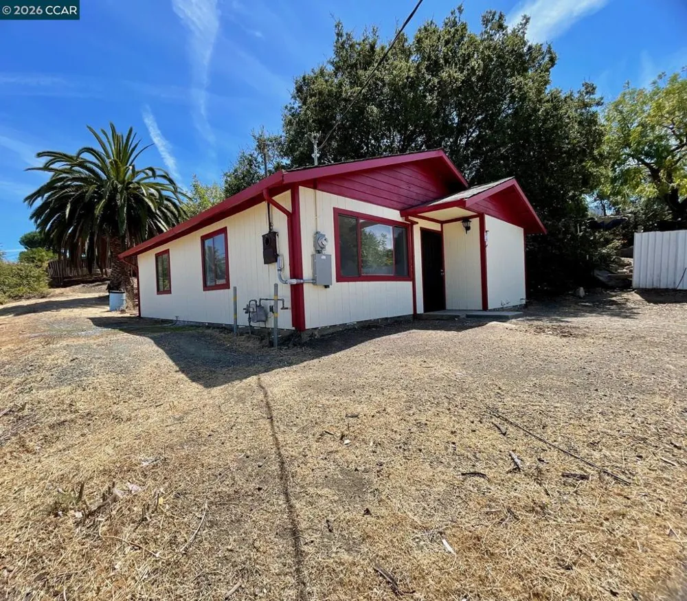 1119 Warren Ave Vallejo, CA 94591