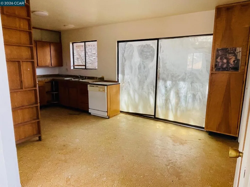 1119 Warren Ave Vallejo, CA 94591