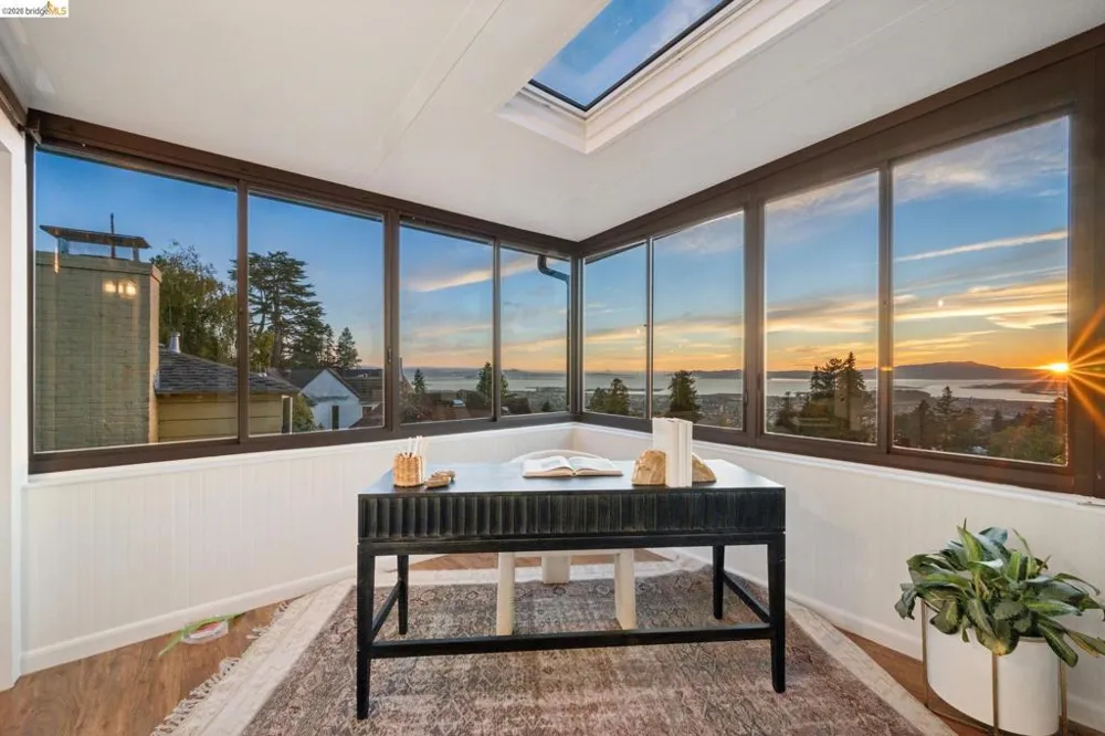 948 Hilldale Ave Berkeley, CA 94708