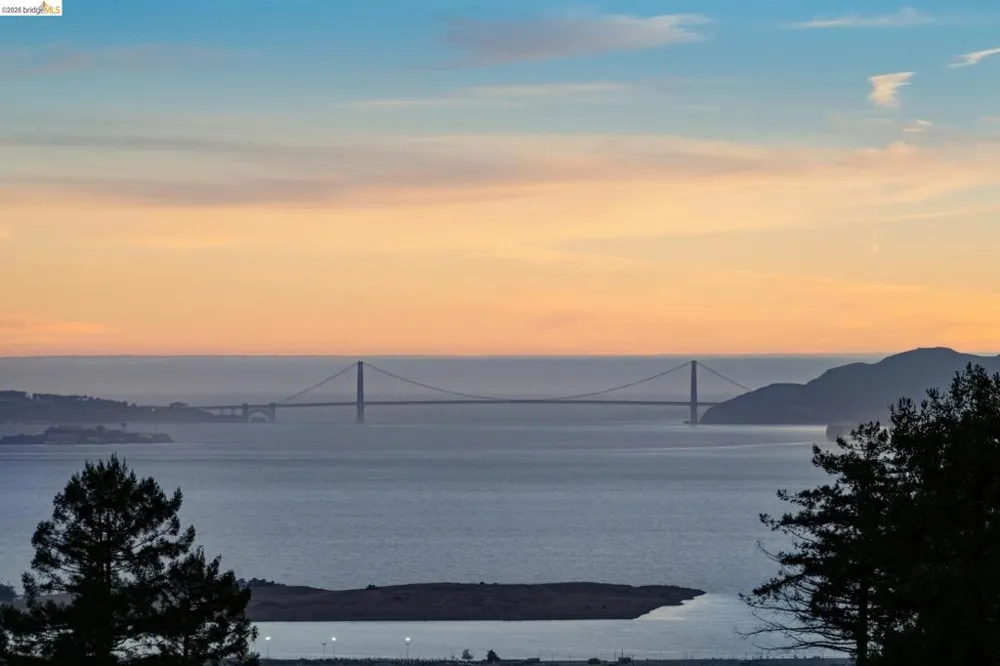 948 Hilldale Ave Berkeley, CA 94708