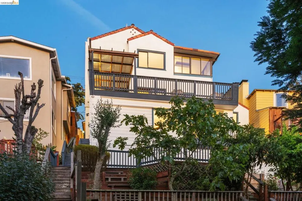 948 Hilldale Ave Berkeley, CA 94708