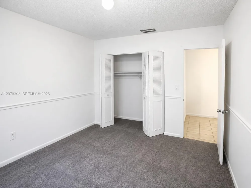 6450 SW 102nd Ave Miami, FL 33173