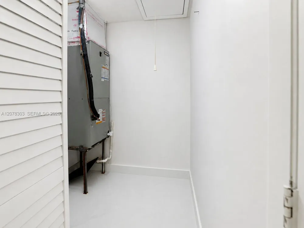 6450 SW 102nd Ave Miami, FL 33173