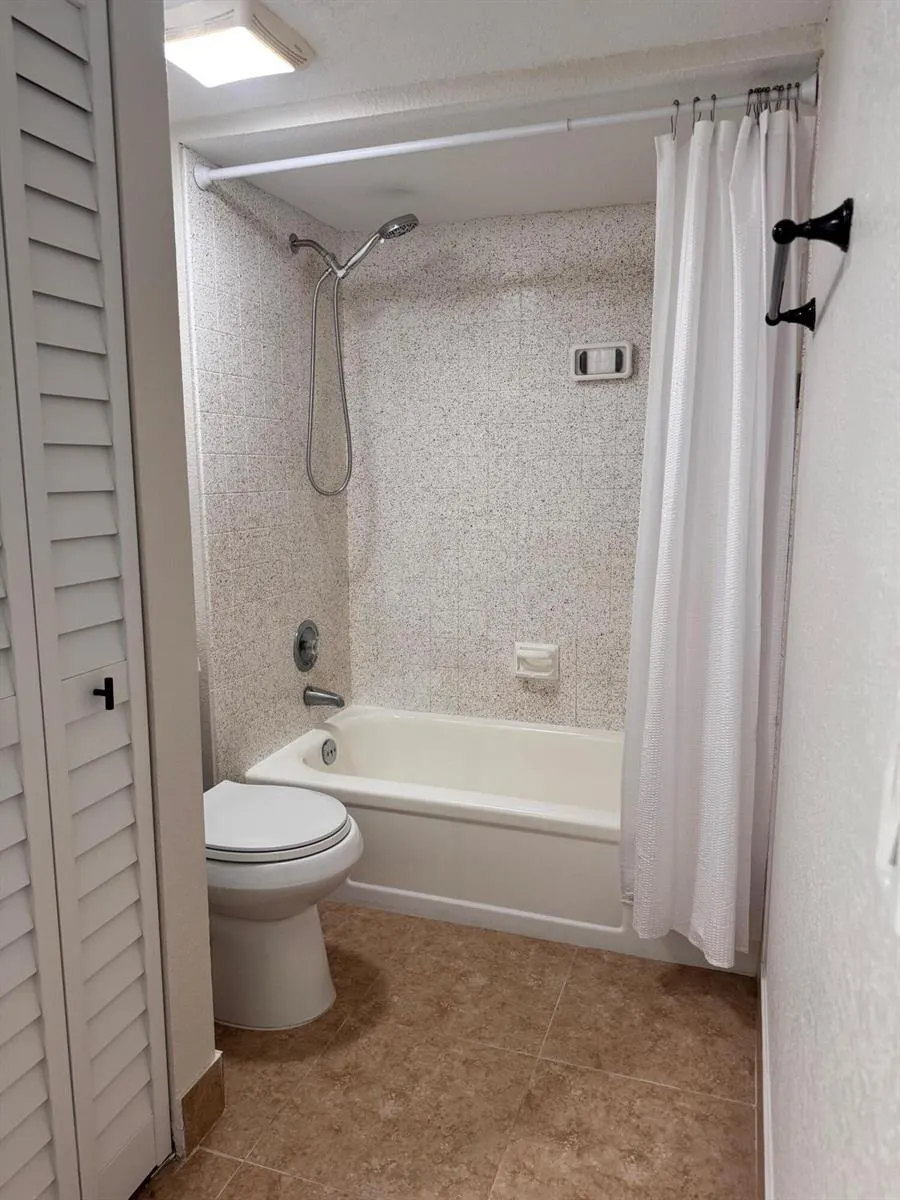 904 9TH COURT Palm Beach Gardens, FL 33410