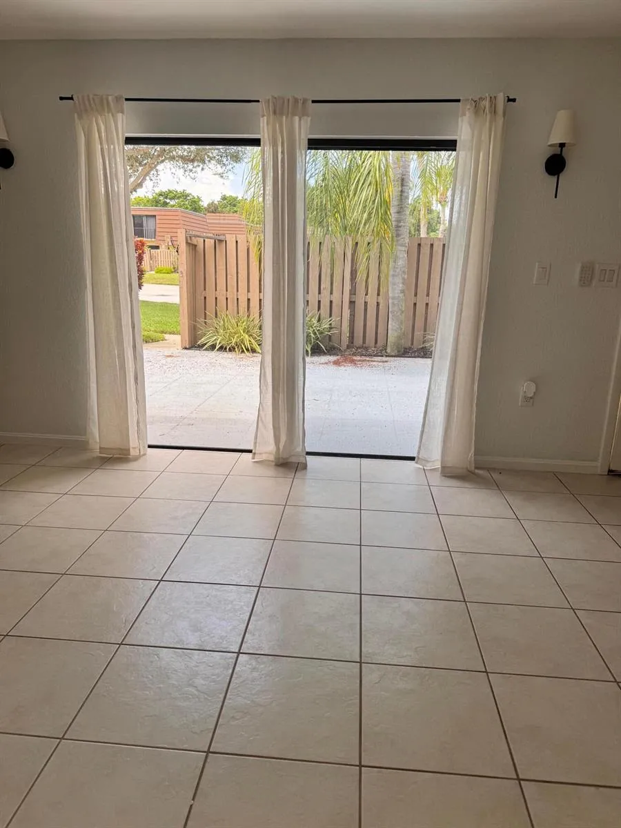 904 9TH COURT Palm Beach Gardens, FL 33410