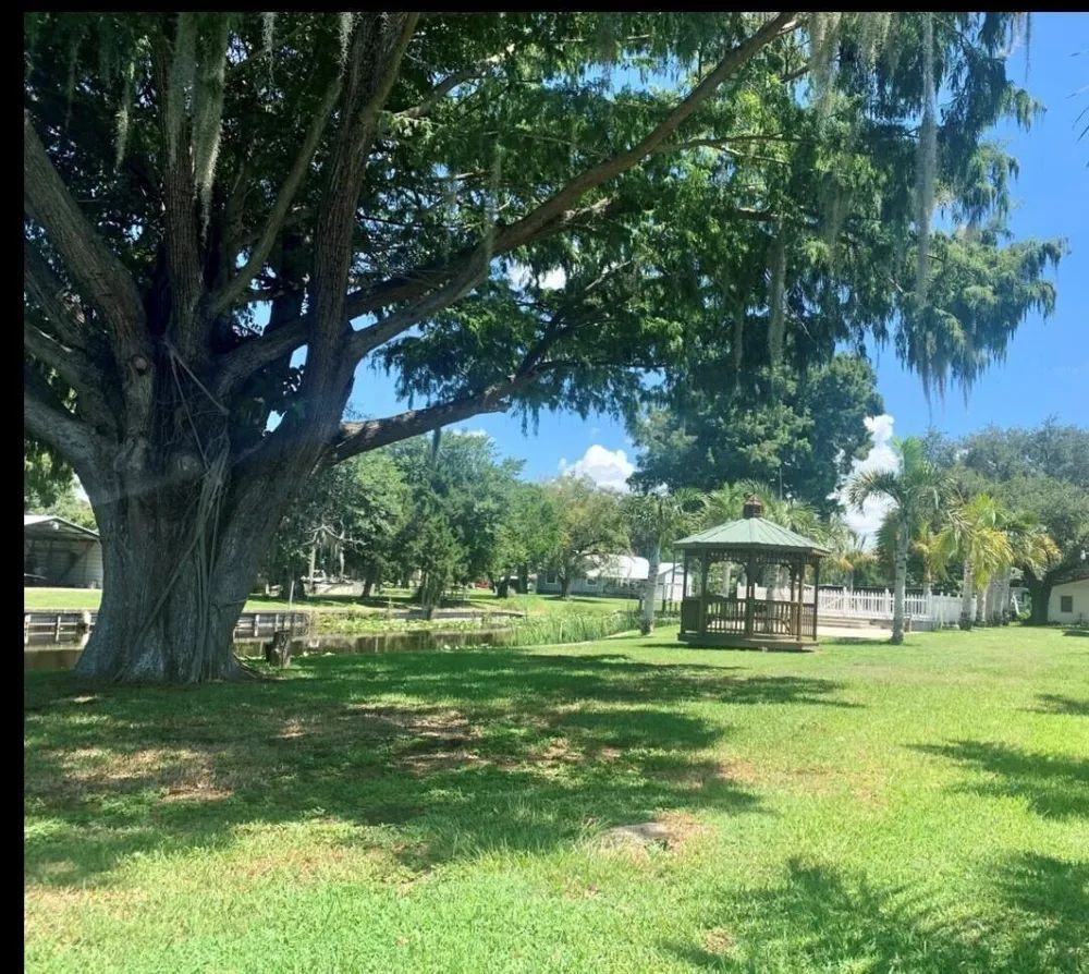 3203 SE 29th Lane ## 6 Okeechobee, FL 34974