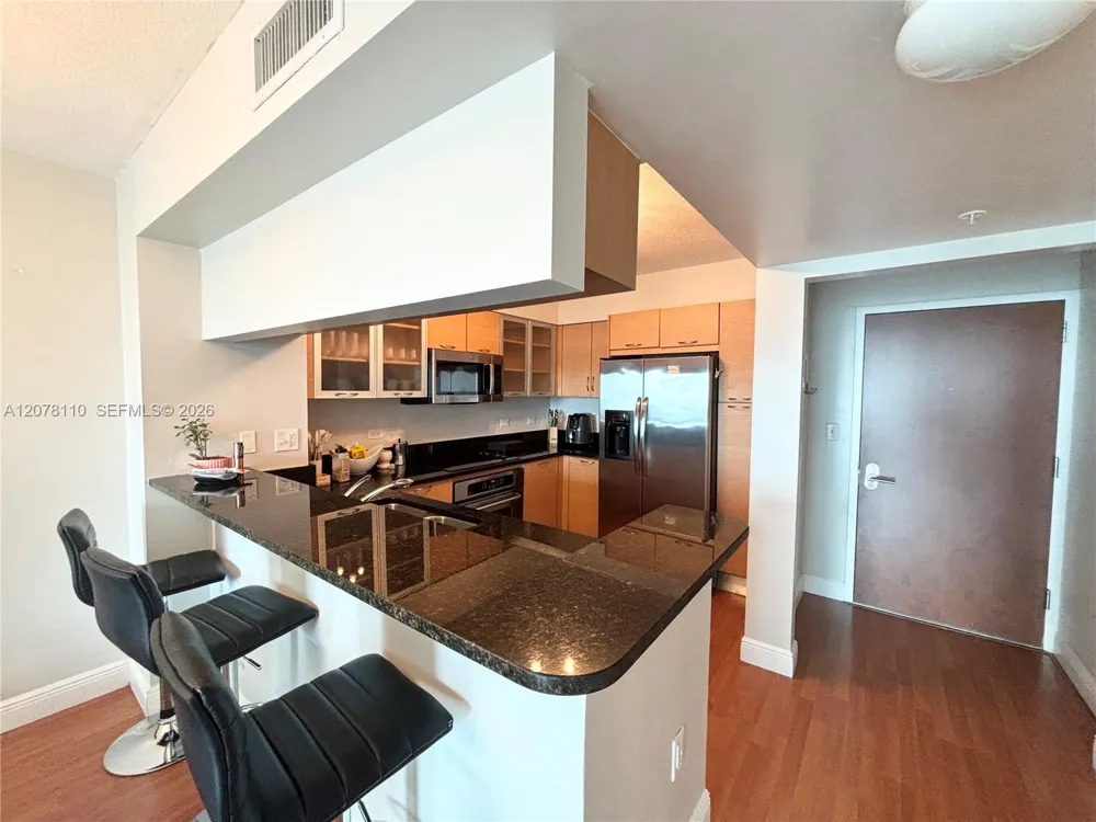 31 SE 5th St #2805 Miami, FL 33131