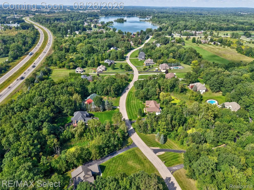 105 Lake Pines Drive Hartland Township, MI 48114