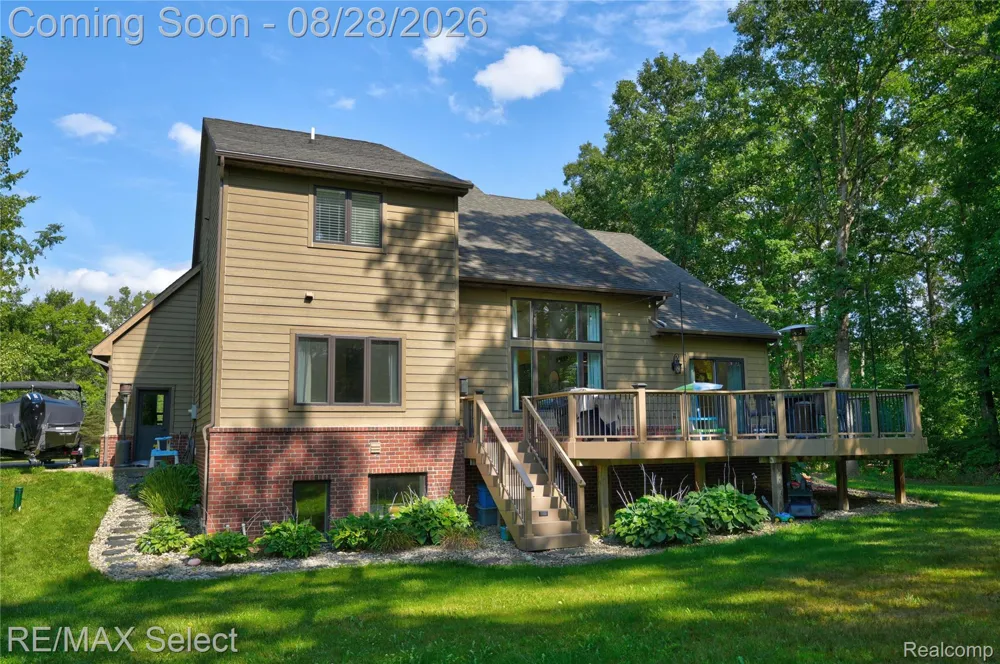 105 Lake Pines Drive Hartland Township, MI 48114