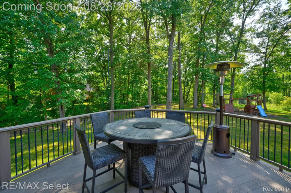 105 Lake Pines Drive Hartland Township, MI 48114
