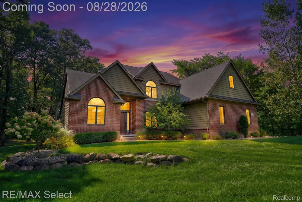 105 Lake Pines Drive Hartland Township, MI 48114