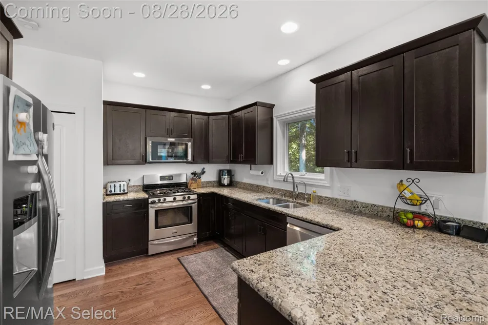 105 Lake Pines Drive Hartland Township, MI 48114