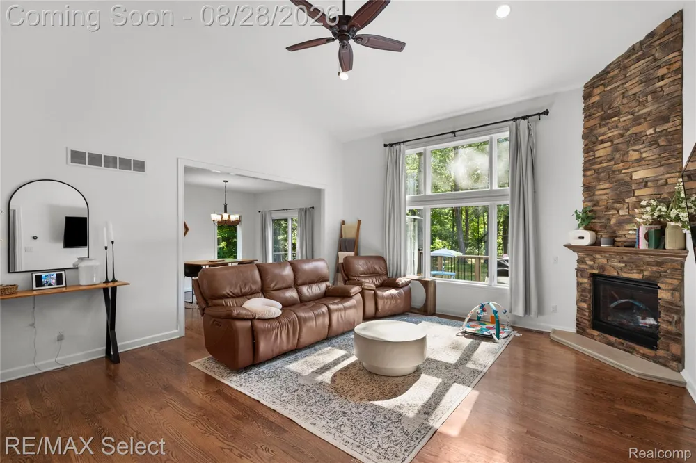 105 Lake Pines Drive Hartland Township, MI 48114
