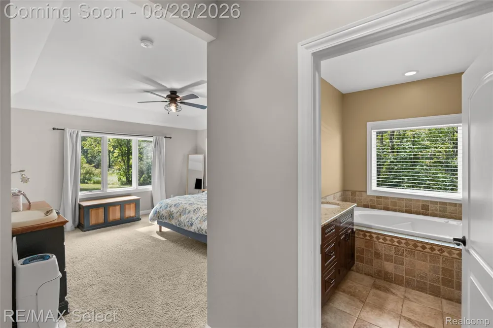 105 Lake Pines Drive Hartland Township, MI 48114