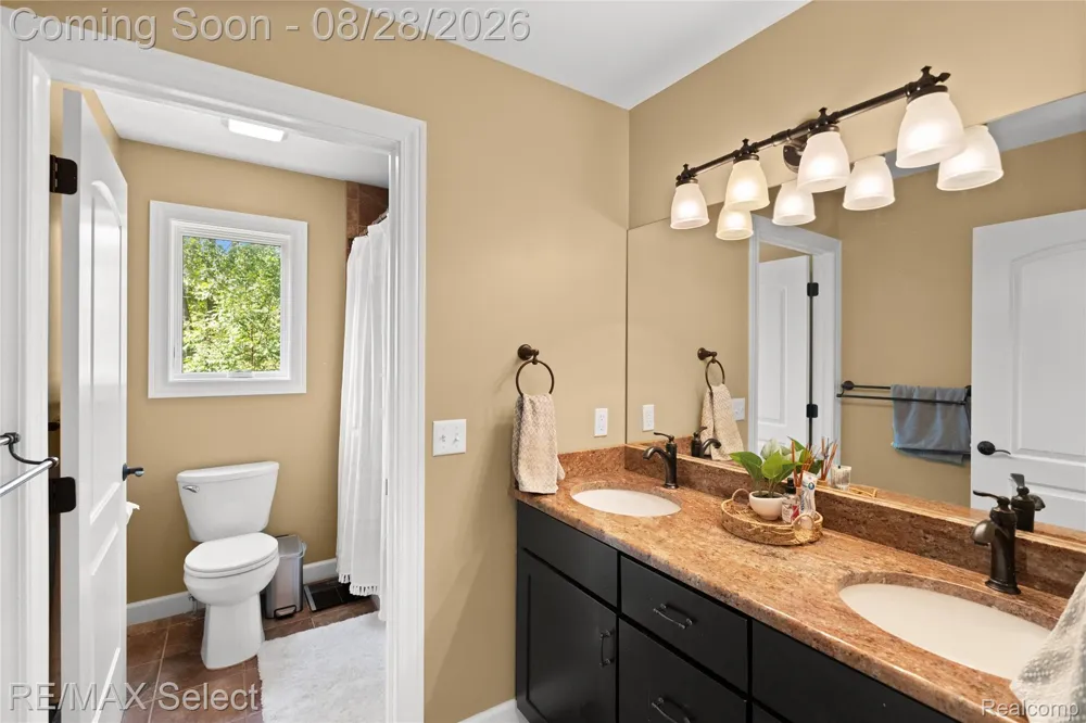 105 Lake Pines Drive Hartland Township, MI 48114
