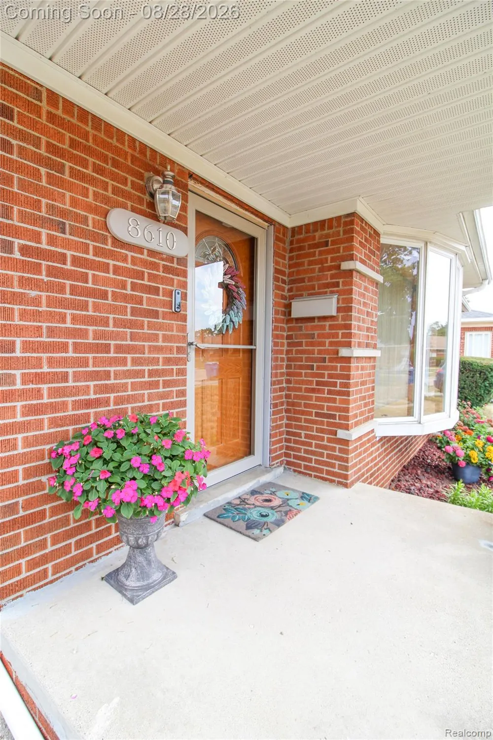 8610 Winston Lane Dearborn Heights City, MI 48127
