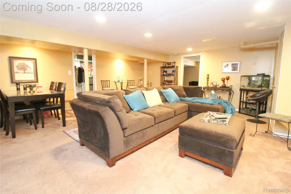 8610 Winston Lane Dearborn Heights City, MI 48127