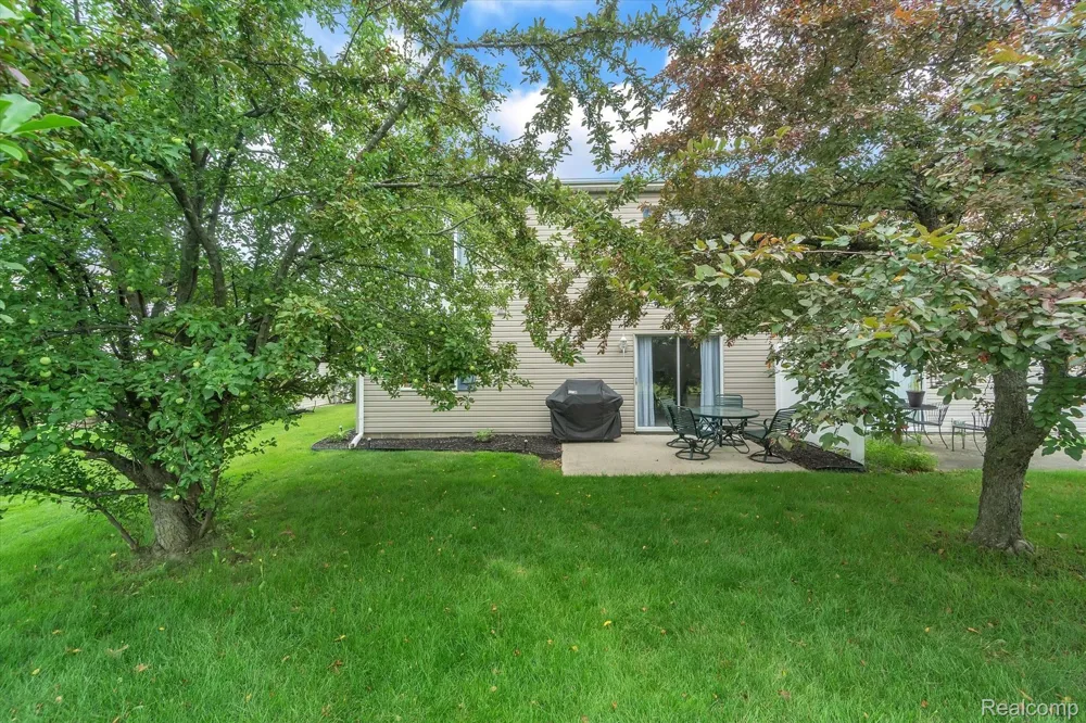1116 LAKEVIEW CIRCLE Mundy Township, MI 48439